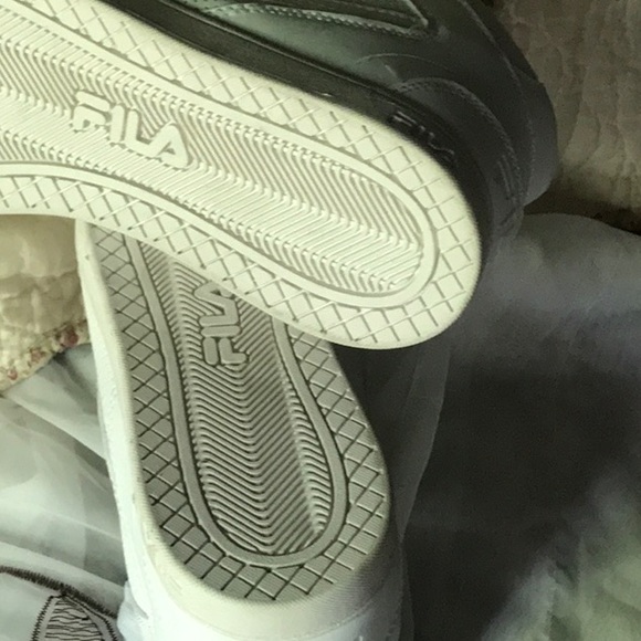 Fila Shoes - Picture 3 of 4